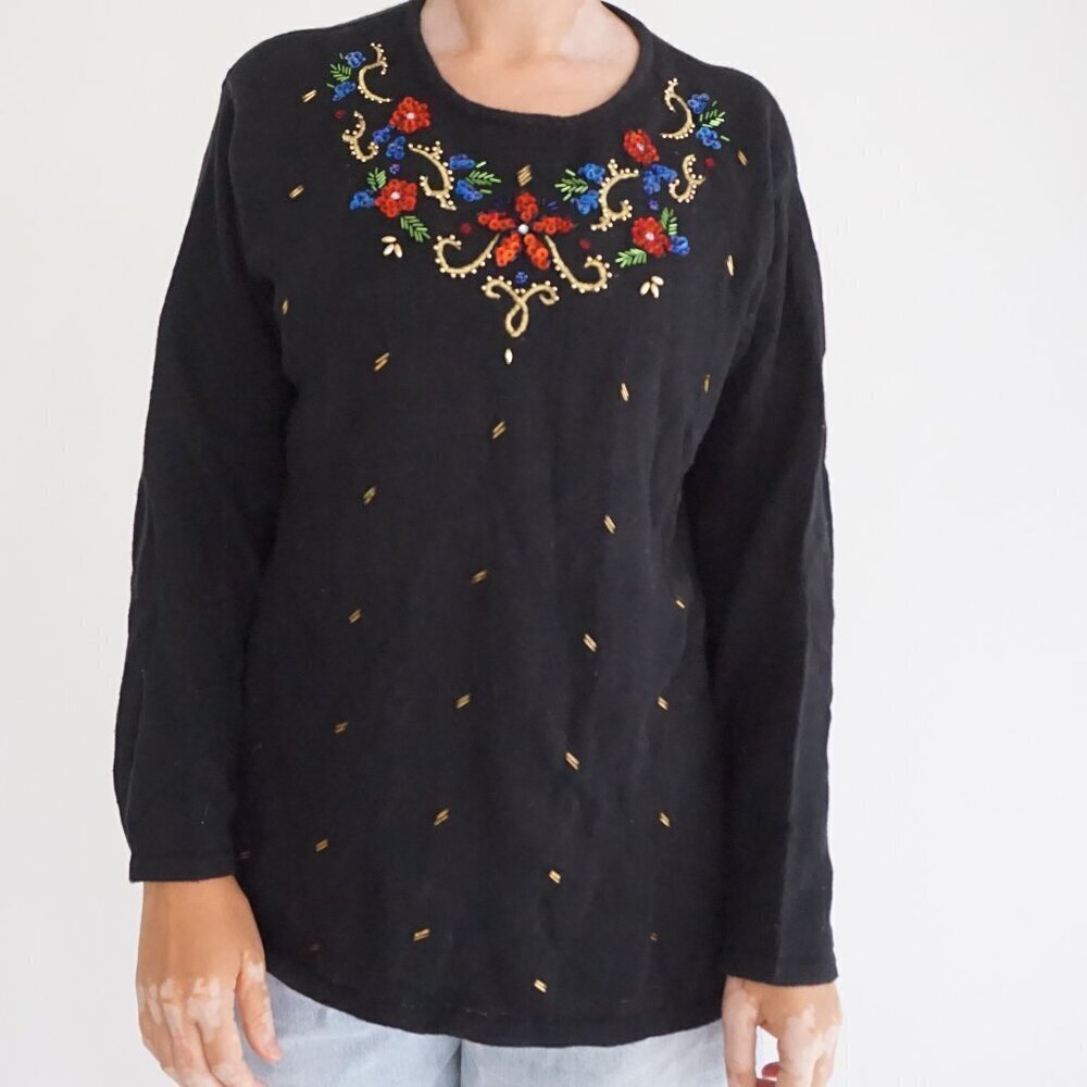 Vintage Joan Leslie Black Beaded Floral Knit Sweater Cabincore Eclectic M